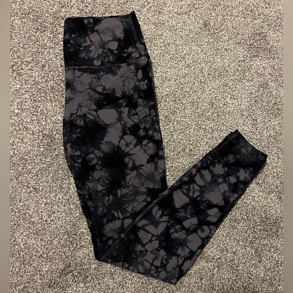 Lululemon Tiedye leggings